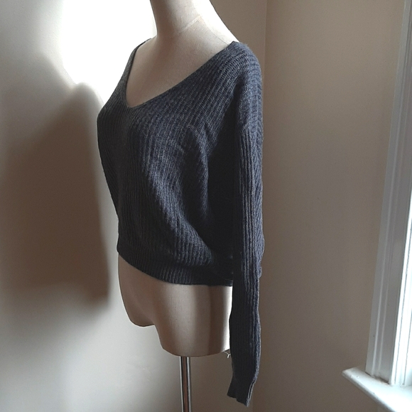 Dynamite Cropped Sweater. - Picture 2 of 6